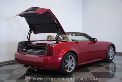 2005 Cadillac XLR