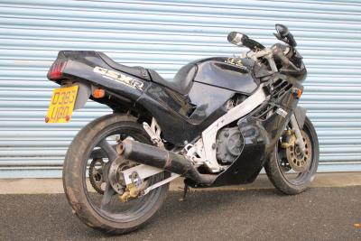 1996 Suzuki GSXR 400