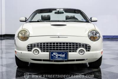 2002 Ford Thunderbird