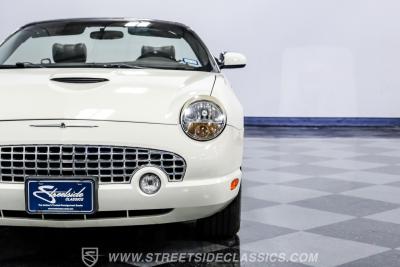 2002 Ford Thunderbird