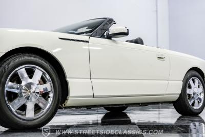 2002 Ford Thunderbird