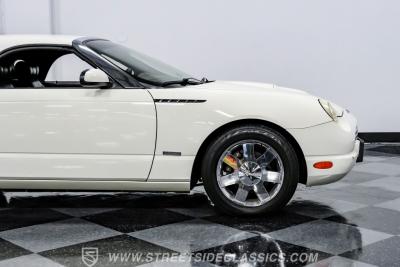 2002 Ford Thunderbird