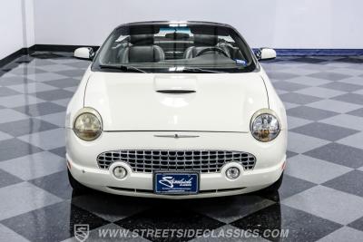 2002 Ford Thunderbird