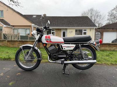 1975 Yamaha RD250B