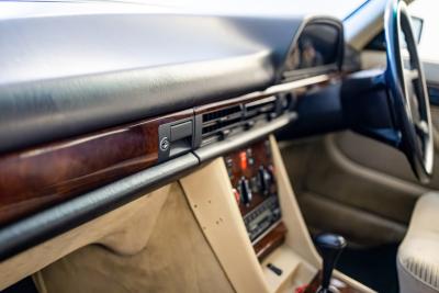 1986 Mercedes - Benz 560 SEL