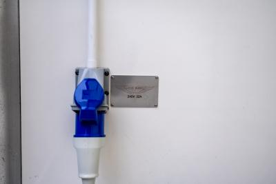 2018 Race Team Support Trailer/Mobile Workshop Year: 2018 Make: Race Team Support Trailer/Mobile Workshop Registration: n/a Chassis No: SA930673517214076 Odometer: n/a