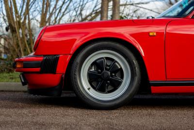 1989 Porsche 911 3.2 Carrera Sport