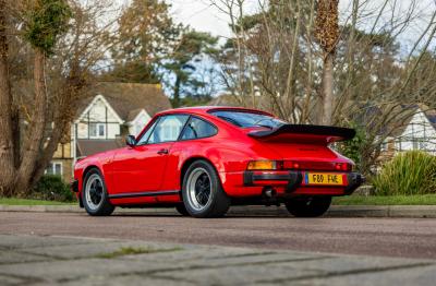 1989 Porsche 911 3.2 Carrera Sport