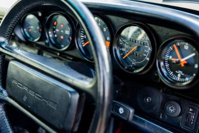 1989 Porsche 911 3.2 Carrera Sport