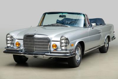 1971 Mercedes - Benz 280 SE 3.5 CABRIOLET