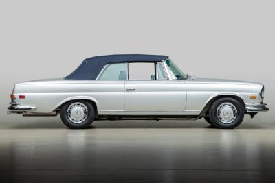 1971 Mercedes - Benz 280 SE 3.5 CABRIOLET