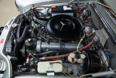 1971 Mercedes - Benz 280 SE 3.5 CABRIOLET