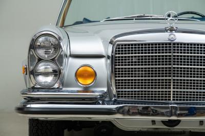1971 Mercedes - Benz 280 SE 3.5 CABRIOLET