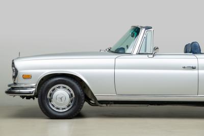 1971 Mercedes - Benz 280 SE 3.5 CABRIOLET