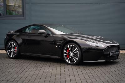 2018 Aston Martin V12 Vantage