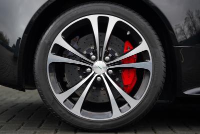 2018 Aston Martin V12 Vantage