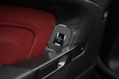 2018 Aston Martin V12 Vantage