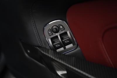 2018 Aston Martin V12 Vantage