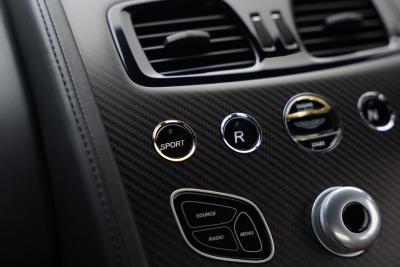 2018 Aston Martin V12 Vantage