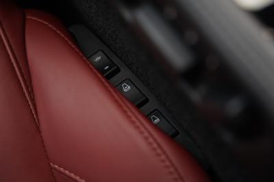 2018 Aston Martin V12 Vantage