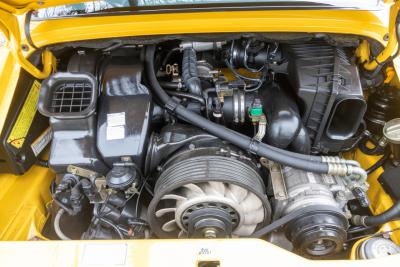 1995 Porsche 993 Carrera Coup&eacute; 3.6 &ldquo;Speed Yellow with Aero-kit&rdquo;
