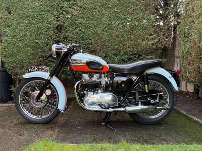 1959 Triumph T120 BONNEVILLE