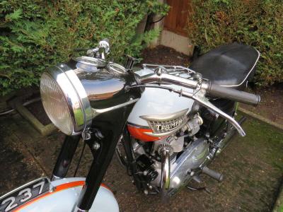 1959 Triumph T120 BONNEVILLE