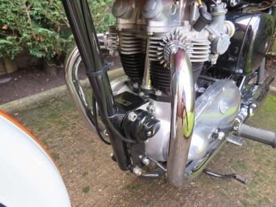 1959 Triumph T120 BONNEVILLE