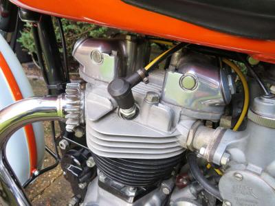 1959 Triumph T120 BONNEVILLE