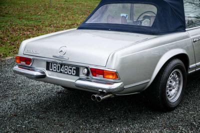 1969 Mercedes - Benz 280 SL Pagoda