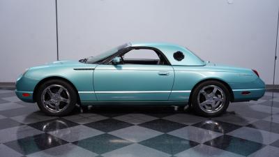 2002 Ford Thunderbird