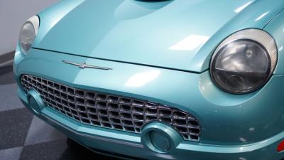 2002 Ford Thunderbird