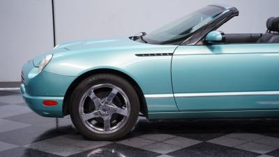 2002 Ford Thunderbird