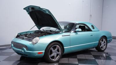 2002 Ford Thunderbird
