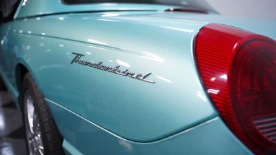 2002 Ford Thunderbird