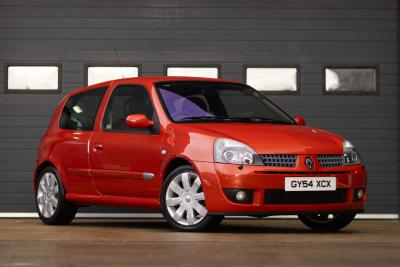 2004 Renault Clio 182