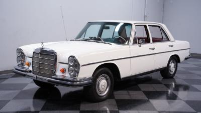 1966 Mercedes - Benz 250S