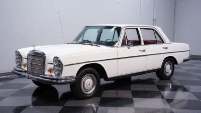 1966 Mercedes - Benz 250S