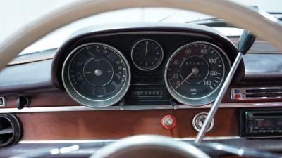 1966 Mercedes - Benz 250S