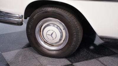 1966 Mercedes - Benz 250S