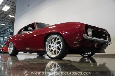 1969 Chevrolet Camaro SS Tribute Restomod