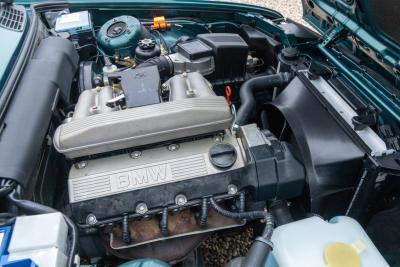 1993 BMW 316i Touring &ldquo;Design (Individual) Edition&rdquo; with 47.000 kms