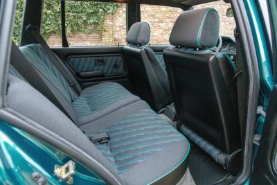 1993 BMW 316i Touring &ldquo;Design (Individual) Edition&rdquo; with 47.000 kms