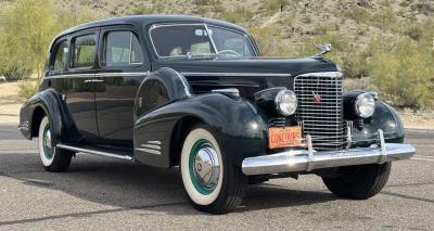 1940 Cadillac Model 9033