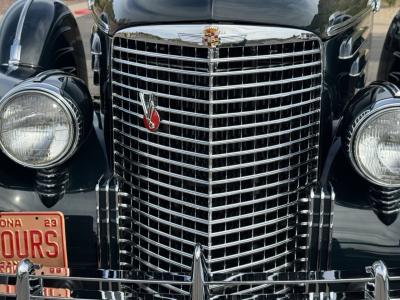 1940 Cadillac Model 9033