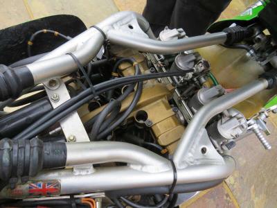 1985 HARRIS KAWASAKI RACE BIKE