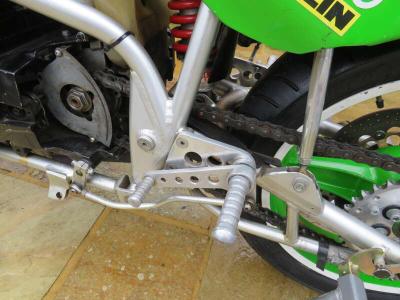 1985 HARRIS KAWASAKI RACE BIKE