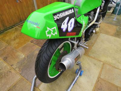 1985 HARRIS KAWASAKI RACE BIKE