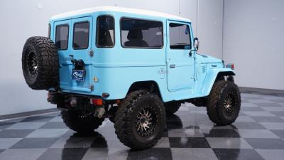 1976 Toyota Land Cruiser FJ40 Restomod
