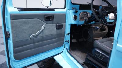 1976 Toyota Land Cruiser FJ40 Restomod